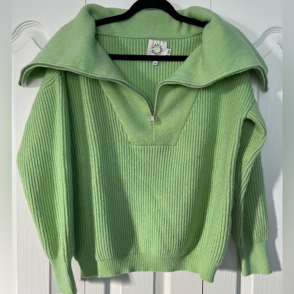 Lili Sidonio Green Ribbed Women's Sweater with Wide Trucker Collar Size XS